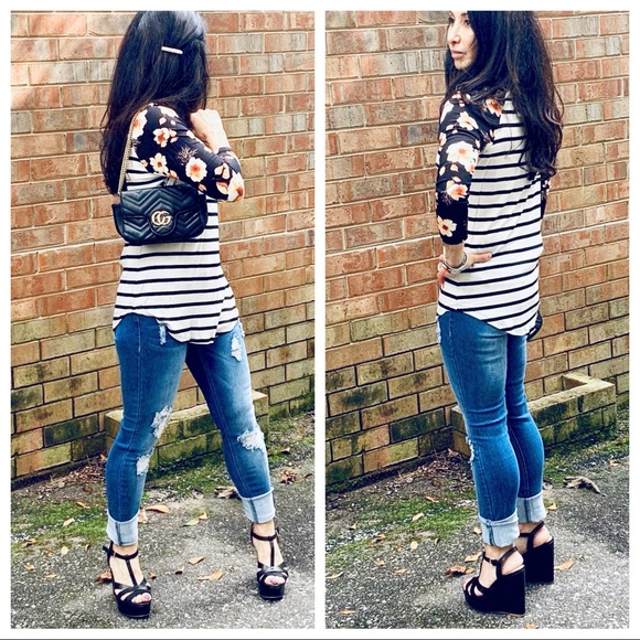 ✨LAST ONES✨Stripe floral raglan sleeves top - Picture 4 of 8